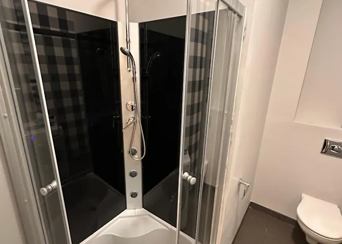 Comfort - Close To Center